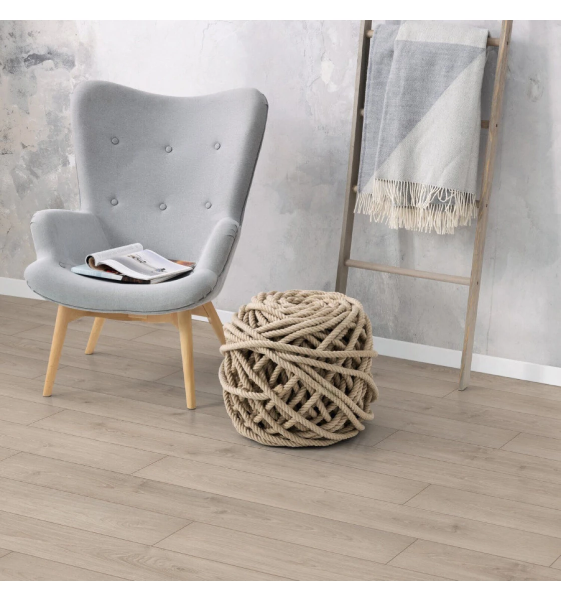 Ламинат EGGER Classic Plank 8/32 Дуб Норд светлый EPL080 (H2350)