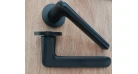 Дверна ручка STILE UTA R 7S ST матовий чорний BLACK (тонка розетка) Фото №3